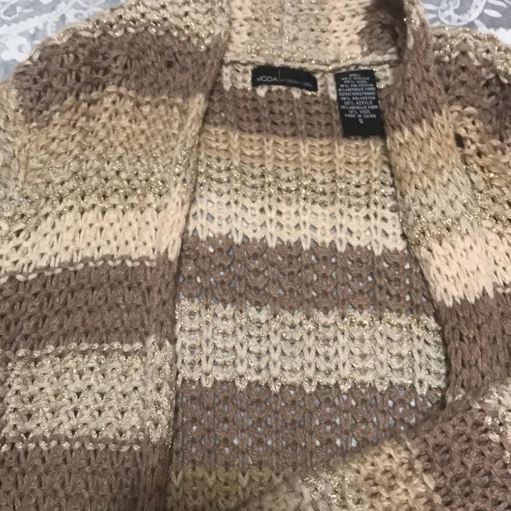 Moda Sweater - Picture 2 of 3